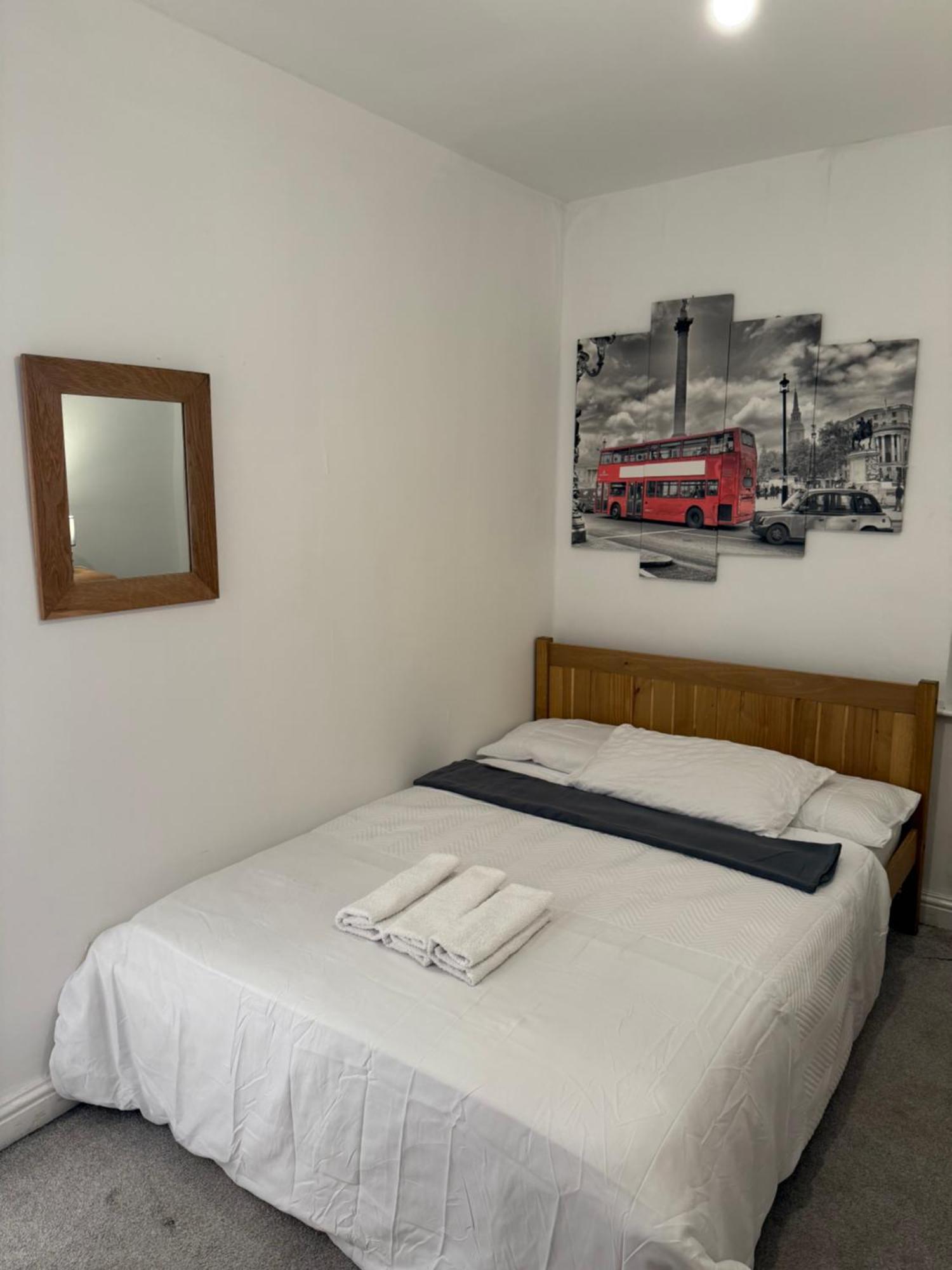 3 Bedroom Terraced Home Ноттингем Экстерьер фото